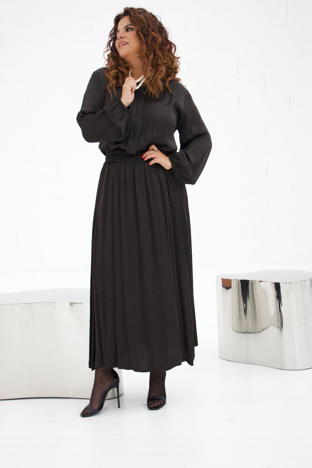 Champagne Dress Black